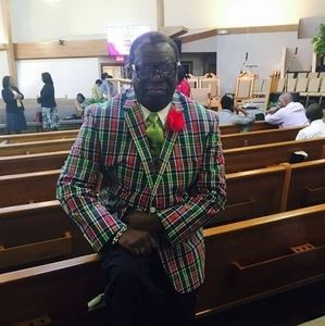 Meet your Posher, Gregory